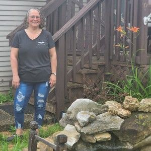 Meet your Posher, Veronica